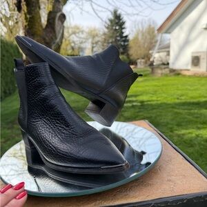 Acne Studios Black Leather Ankle Boots Size 38 Made in Italy